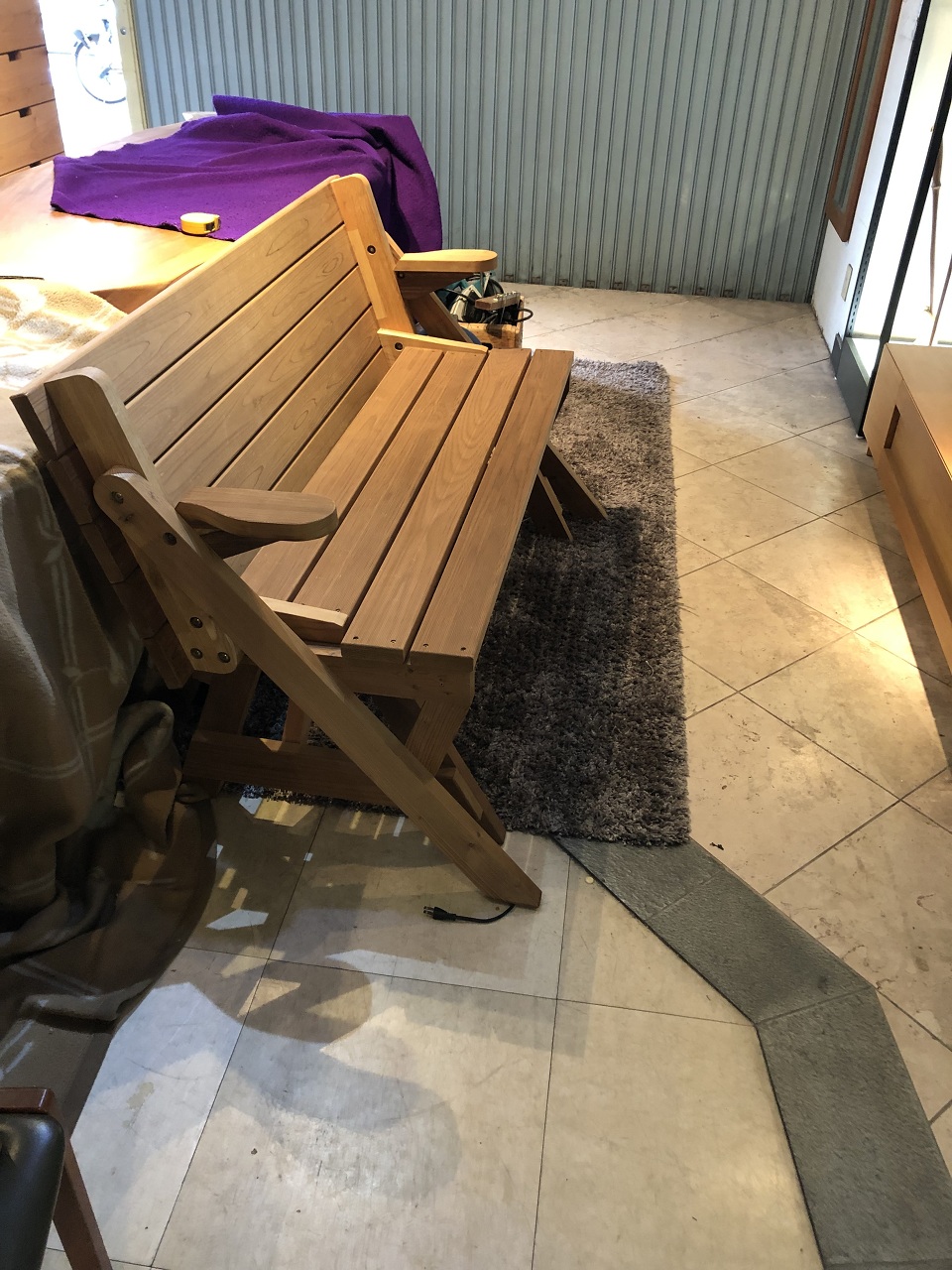 オーダーベンチ
